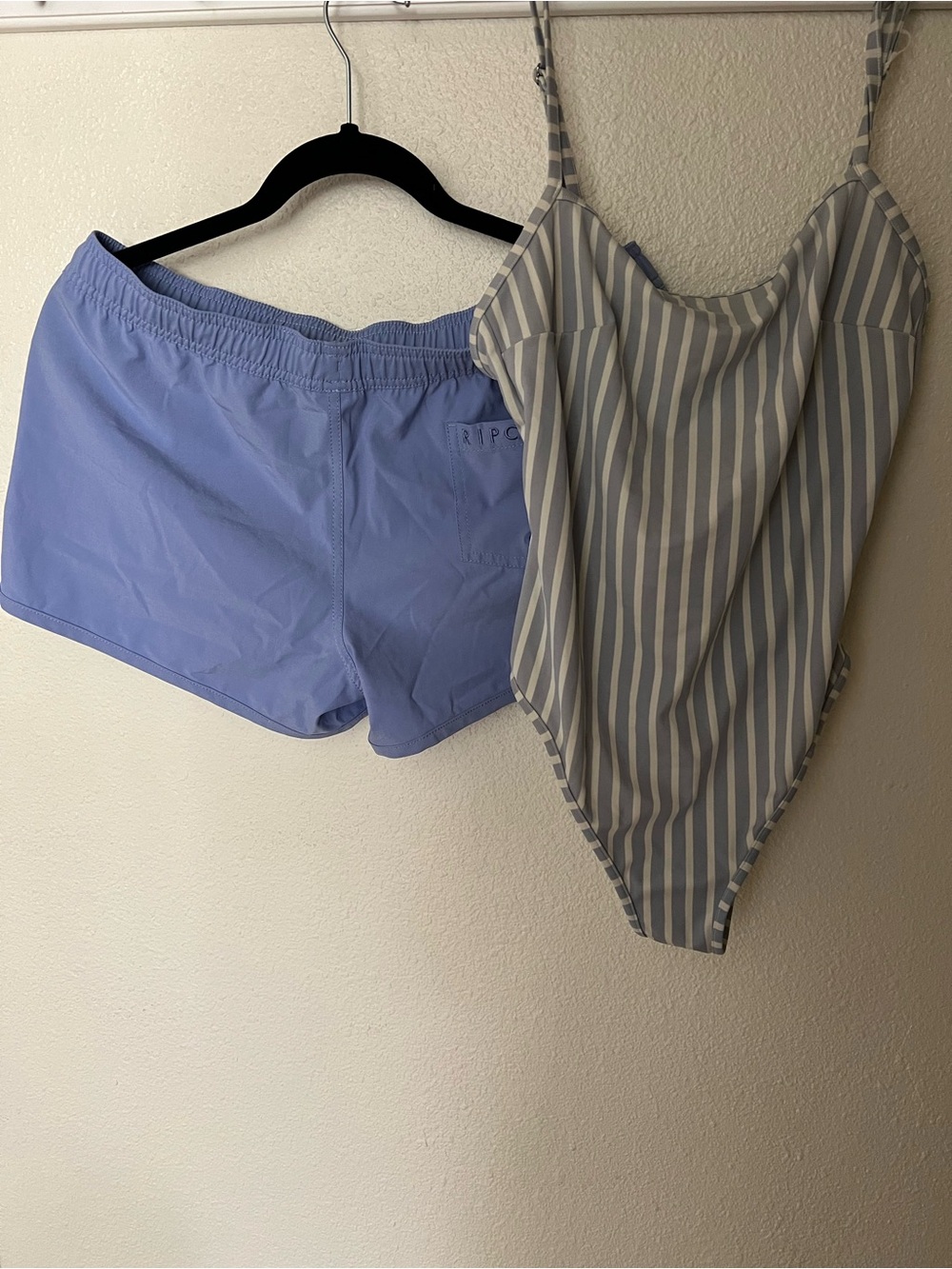 Bundle HM bathing suit & Rip Curl Women's Lilac Swim Shorts